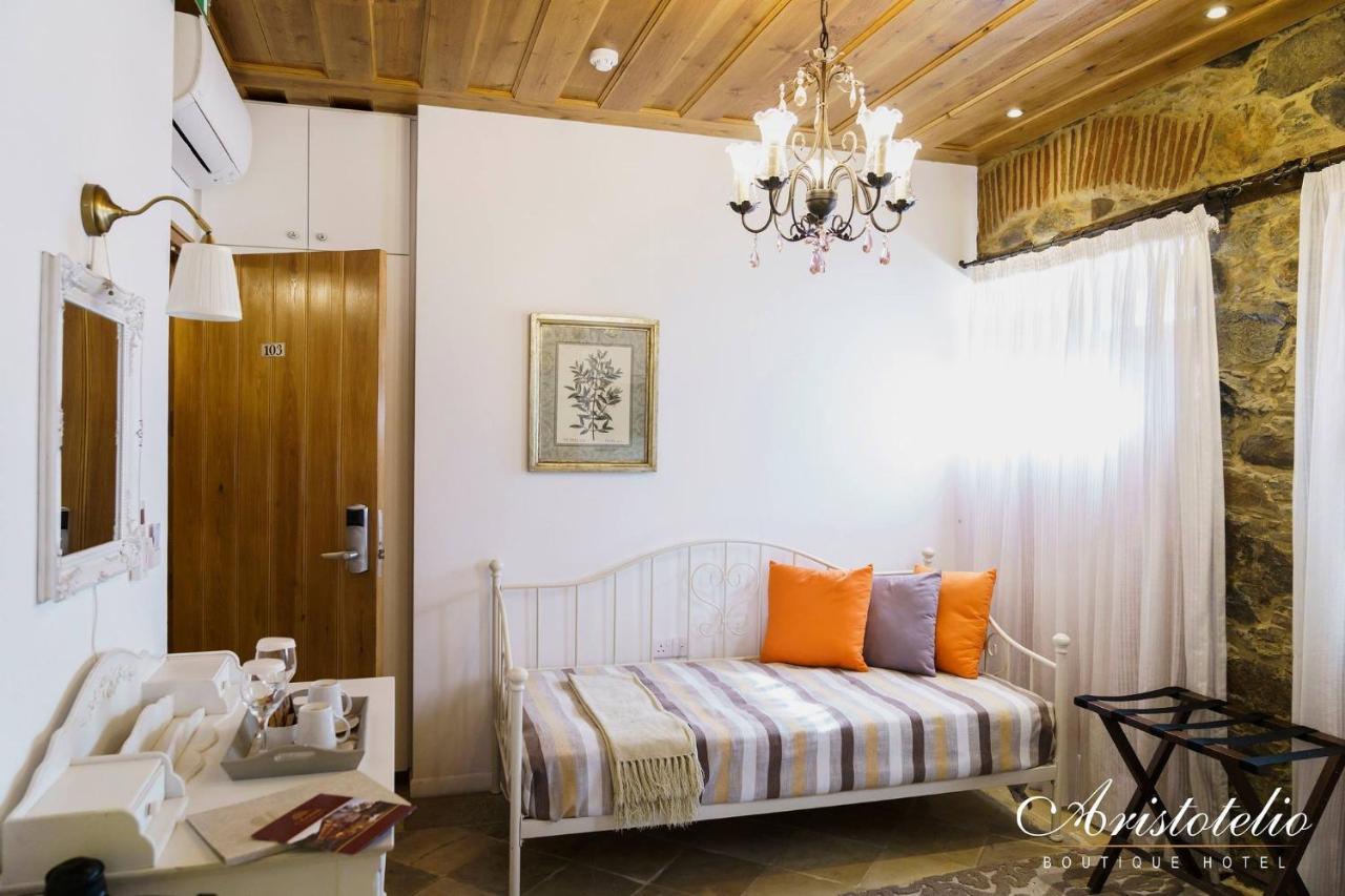 Aristotelio Boutique Hotel Педулас Екстериор снимка